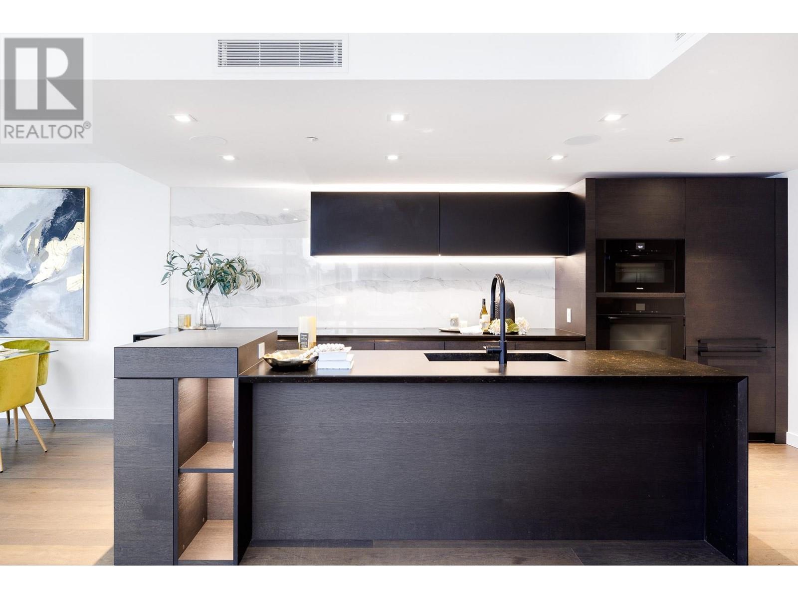 Listing Picture 7 of 36 : 1201 620 CARDERO STREET, Vancouver / 溫哥華 - 魯藝地產 Yvonne Lu Group - MLS Medallion Club Member