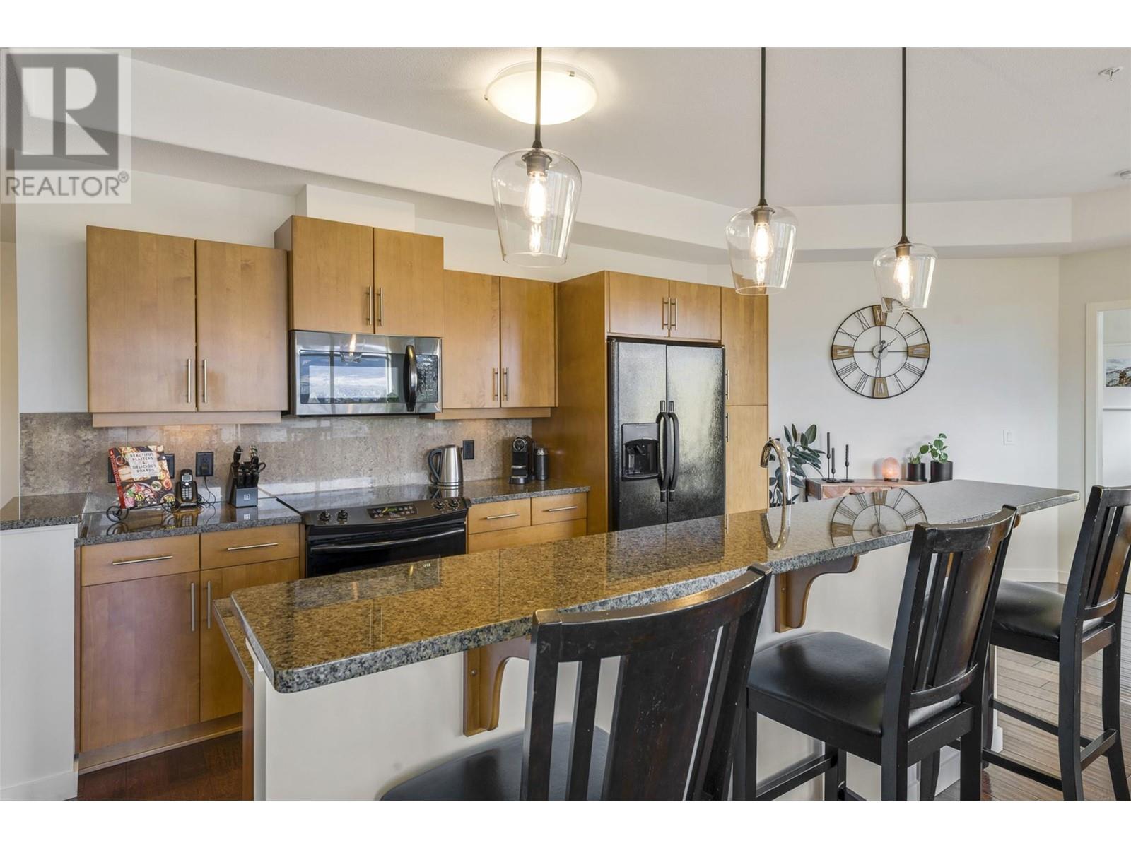 1933 Ambrosi Road Unit# 406 Kelowna