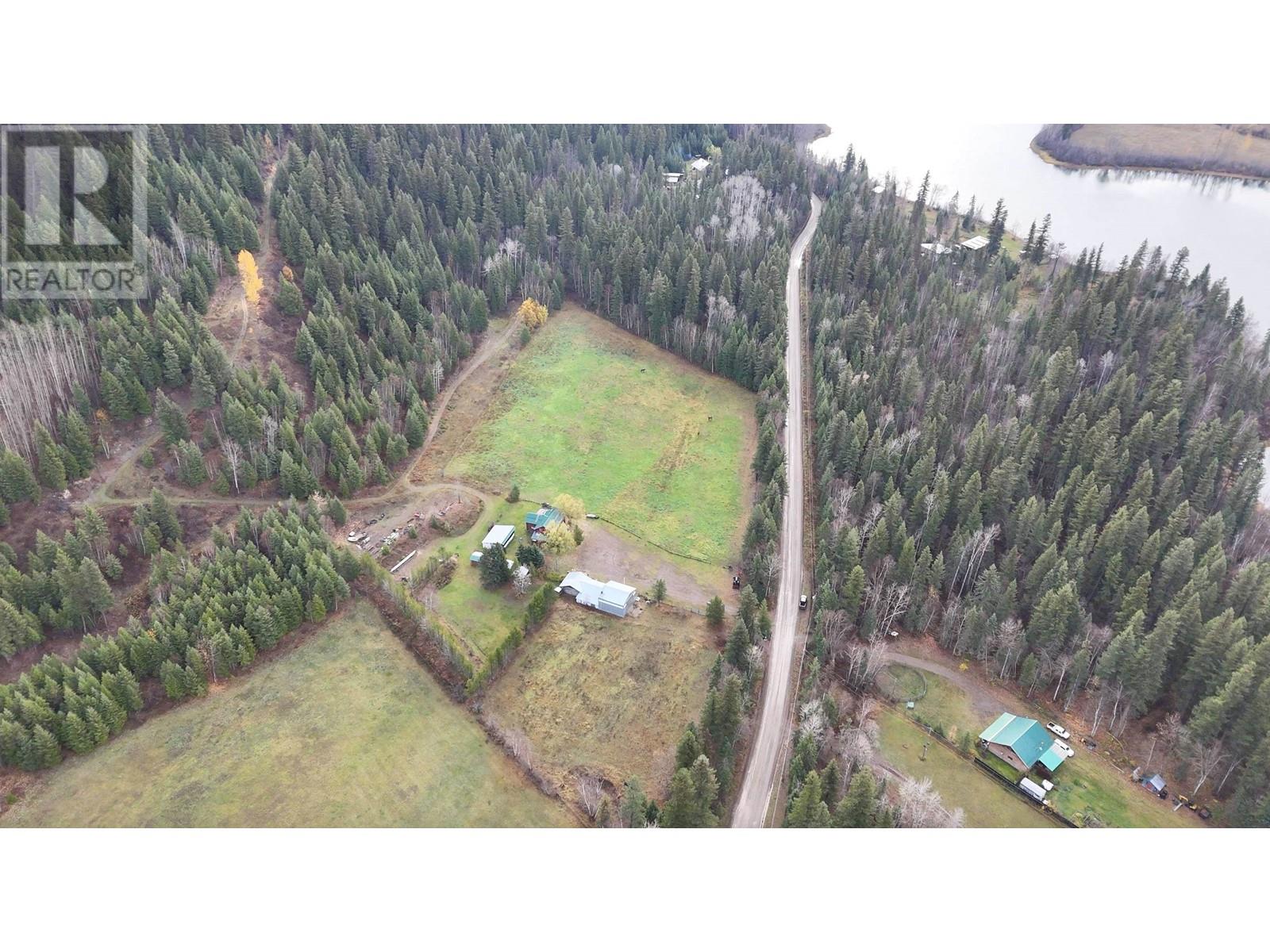 3225 Beaver Valley Road, Horsefly, British Columbia  V0L 1G0 - Photo 2 - R2940265