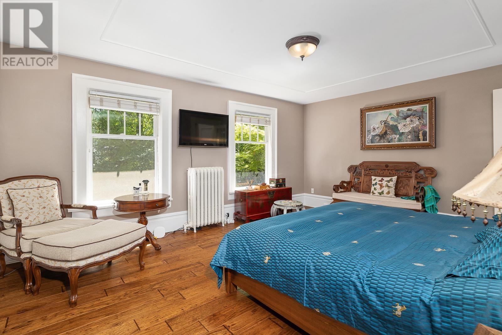 Listing Picture 23 of 40 : 1649 W 29TH AVENUE, Vancouver / 溫哥華 - 魯藝地產 Yvonne Lu Group - MLS Medallion Club Member