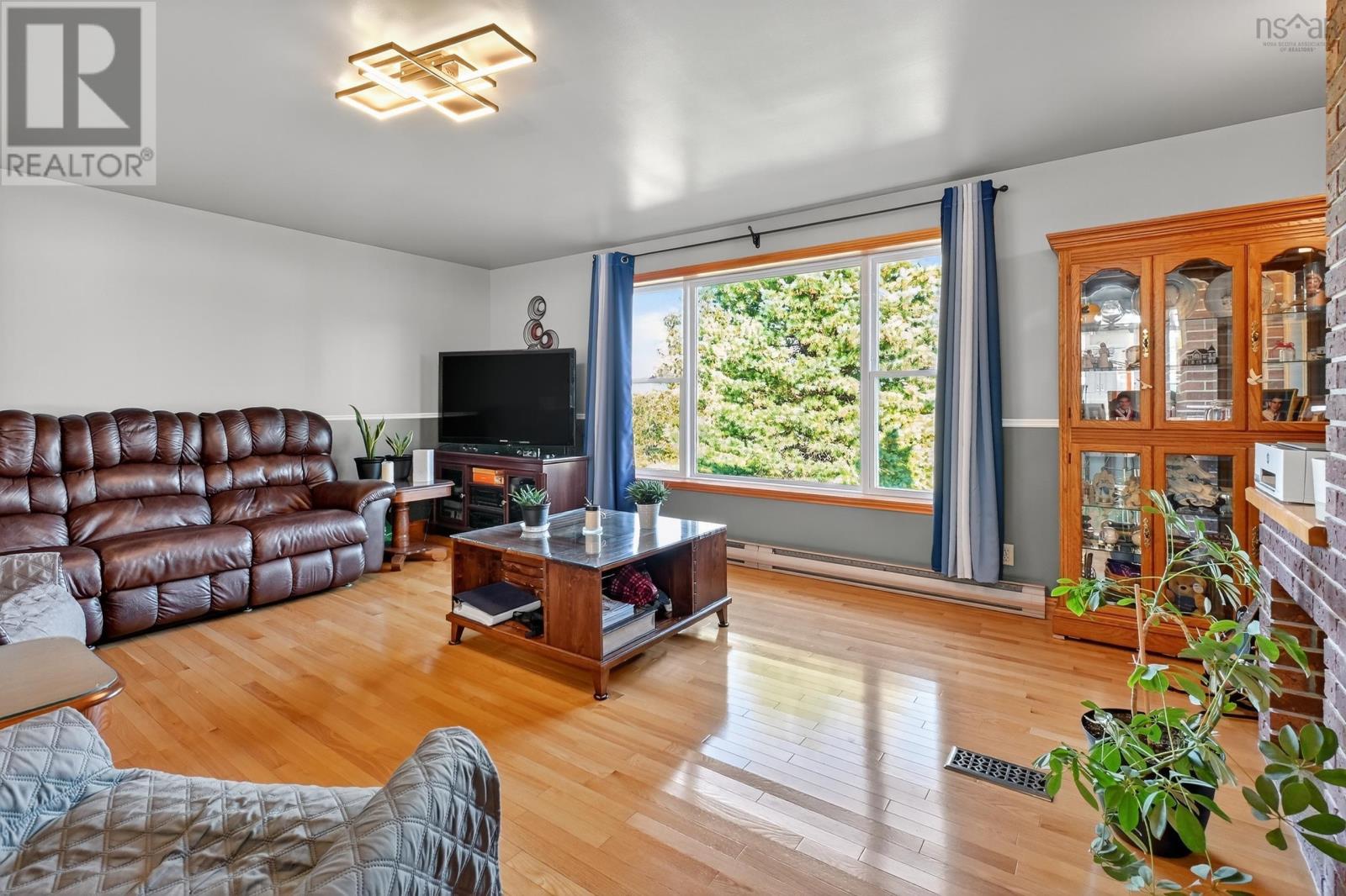 110 De Raymond Street, St. Peter's, Nova Scotia  B0E 3B0 - Photo 14 - 202323837