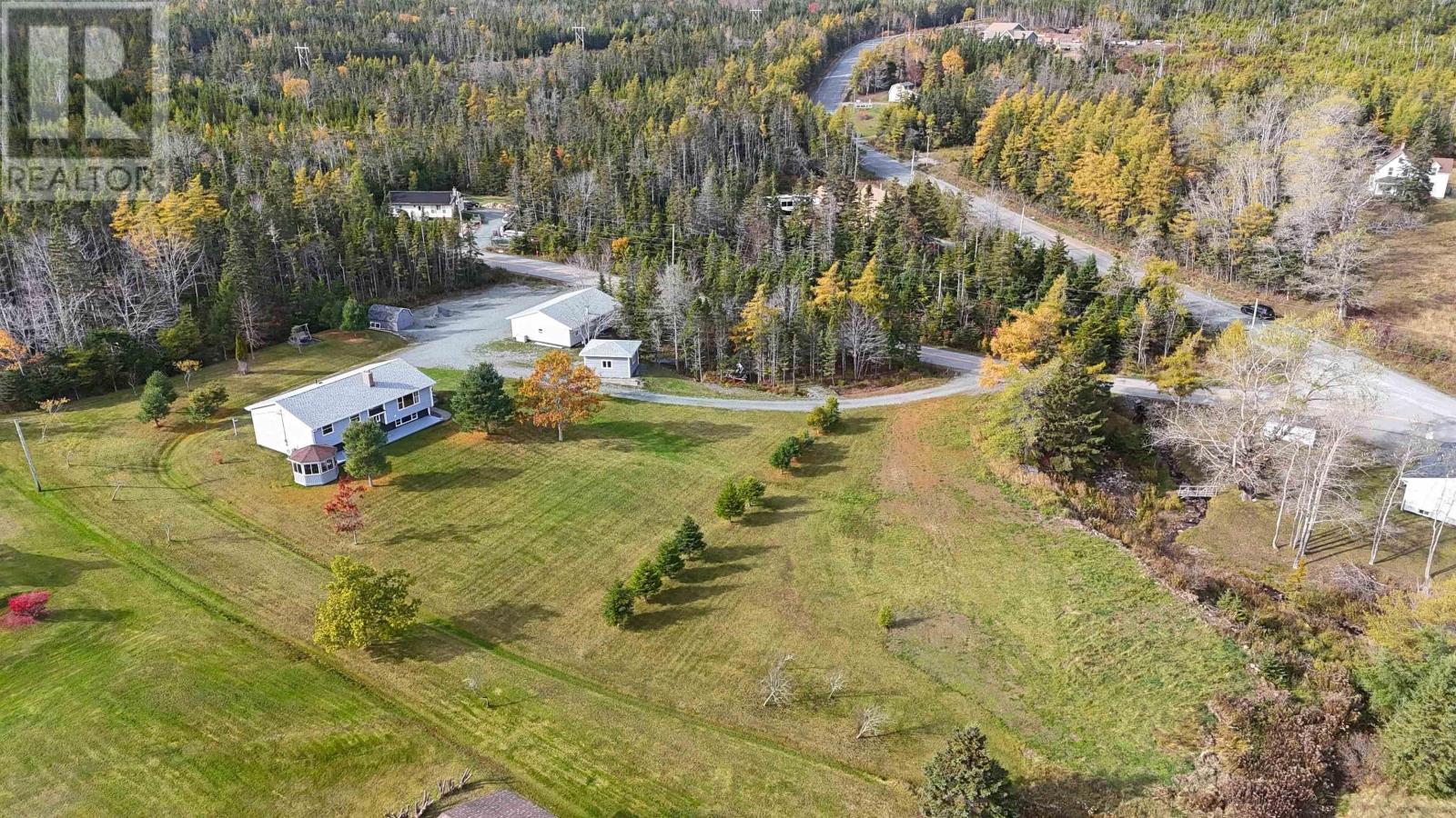 110 De Raymond Street, St. Peter's, Nova Scotia  B0E 3B0 - Photo 8 - 202323837