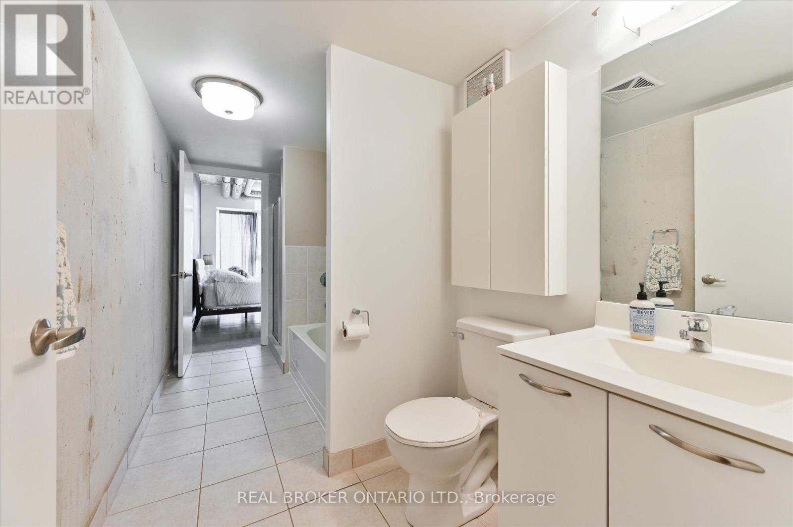 725 - 150 Sudbury Street S, Toronto, Ontario  M6J 3S8 - Photo 11 - C9770190