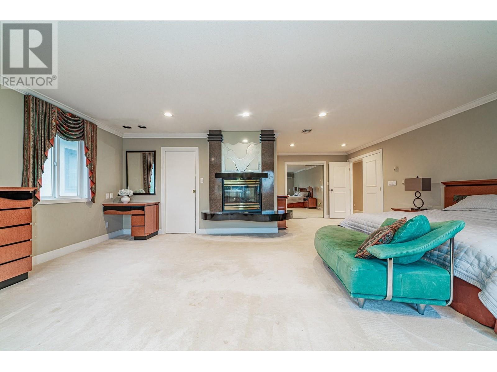 Listing Picture 17 of 32 : 5851 GIBBONS DRIVE, Richmond / 烈治文 - 魯藝地產 Yvonne Lu Group - MLS Medallion Club Member