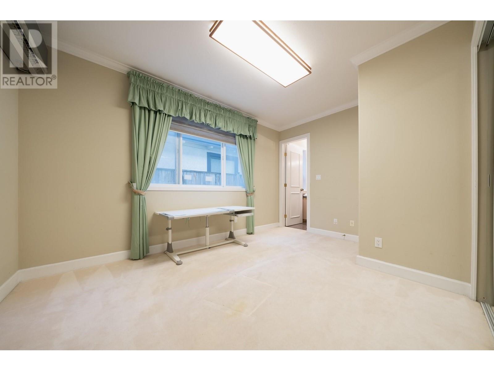 Listing Picture 23 of 32 : 5851 GIBBONS DRIVE, Richmond / 烈治文 - 魯藝地產 Yvonne Lu Group - MLS Medallion Club Member