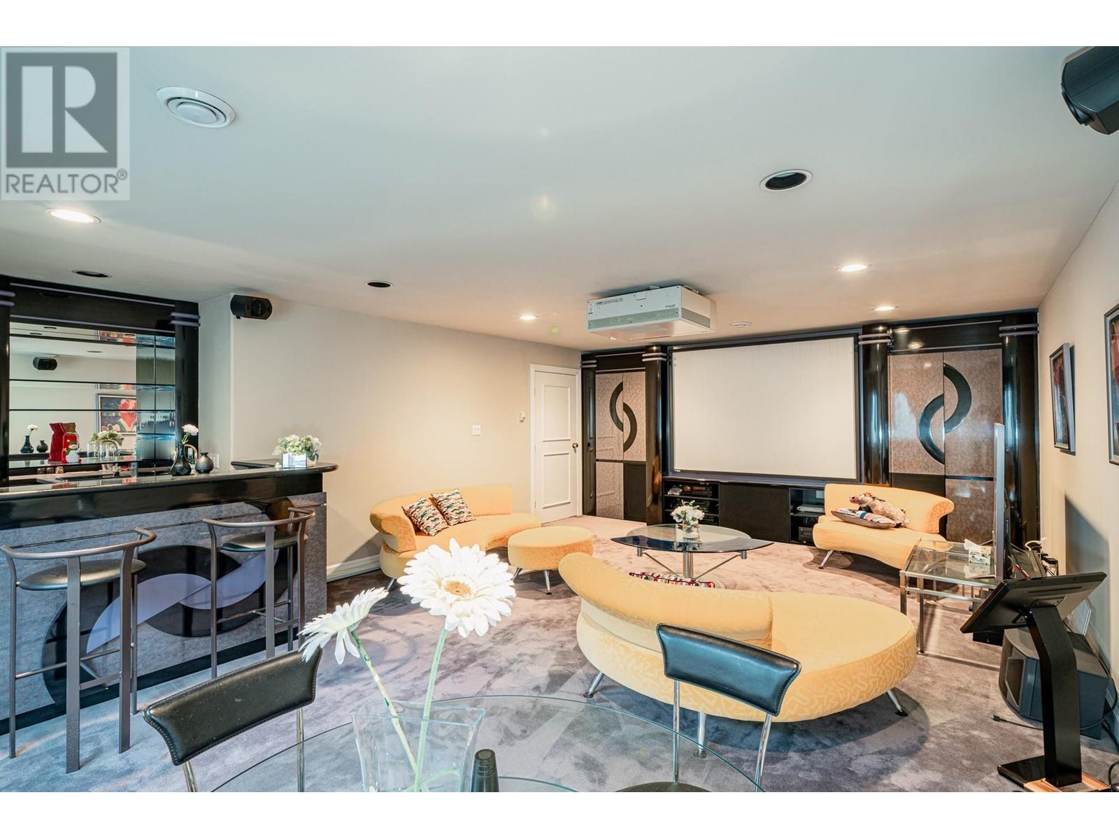 Listing Picture 12 of 32 : 5851 GIBBONS DRIVE, Richmond / 烈治文 - 魯藝地產 Yvonne Lu Group - MLS Medallion Club Member