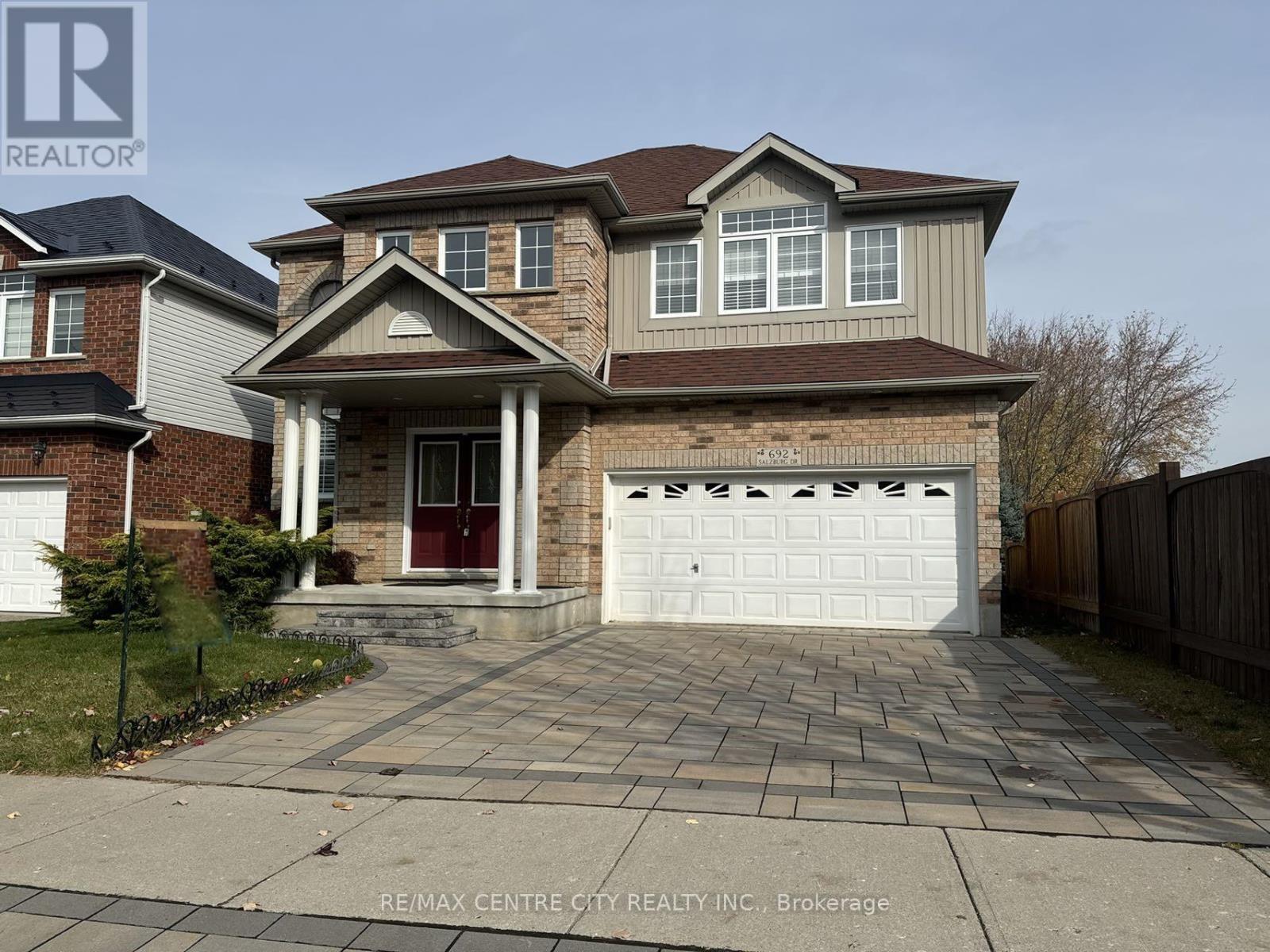 692 SALZBURG DRIVE, Waterloo, Ontario