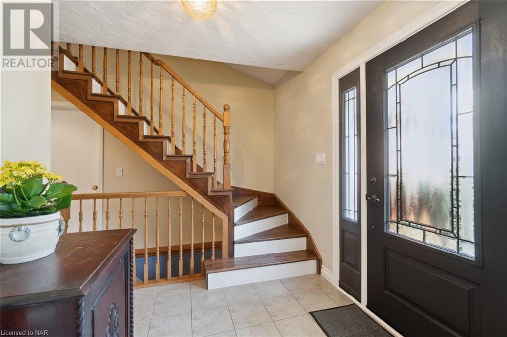 7385 Woodgate Street, Niagara Falls, Ontario  L2J 4E8 - Photo 5 - 40651019