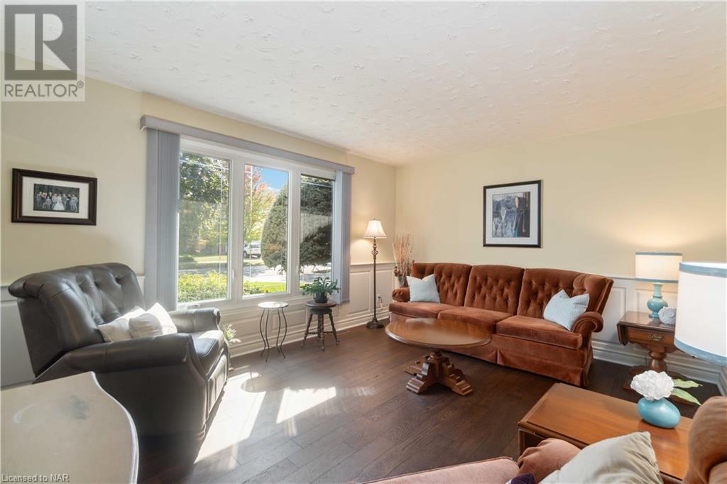 7385 Woodgate Street, Niagara Falls, Ontario  L2J 4E8 - Photo 11 - 40651019