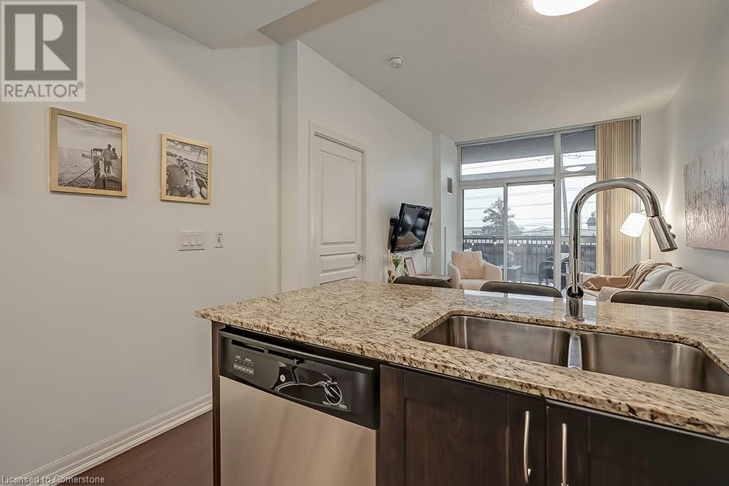 1940 Ironstone Drive Unit# 216, Burlington, Ontario  L7L 0E4 - Photo 7 - 40671136