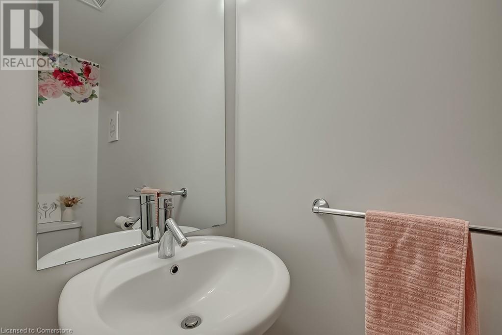 1940 Ironstone Drive Unit# 216, Burlington, Ontario  L7L 0E4 - Photo 25 - 40671136