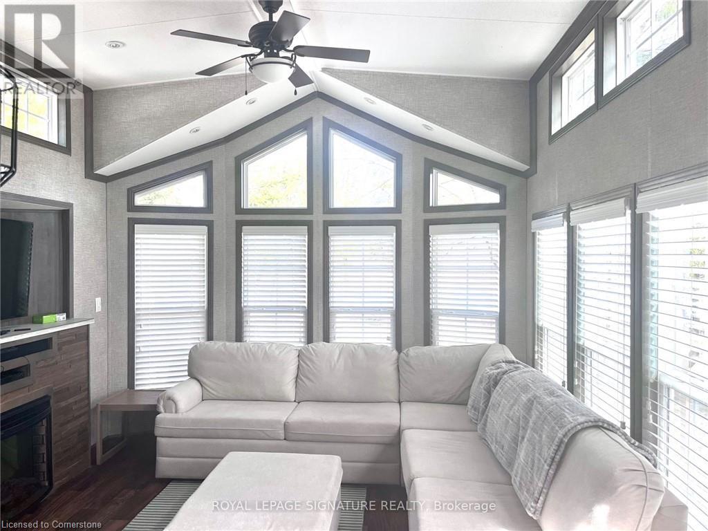 2152 County 36 Road Unit# 30, Kawartha Lakes, Ontario  K0M 1L0 - Photo 6 - 40670985