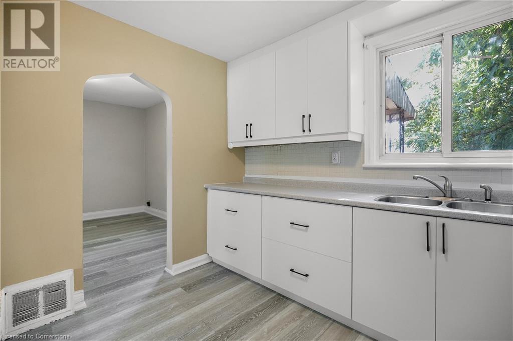 243 Holmesdale Avenue, Hamilton, Ontario  L8K 3M6 - Photo 12 - 40663463
