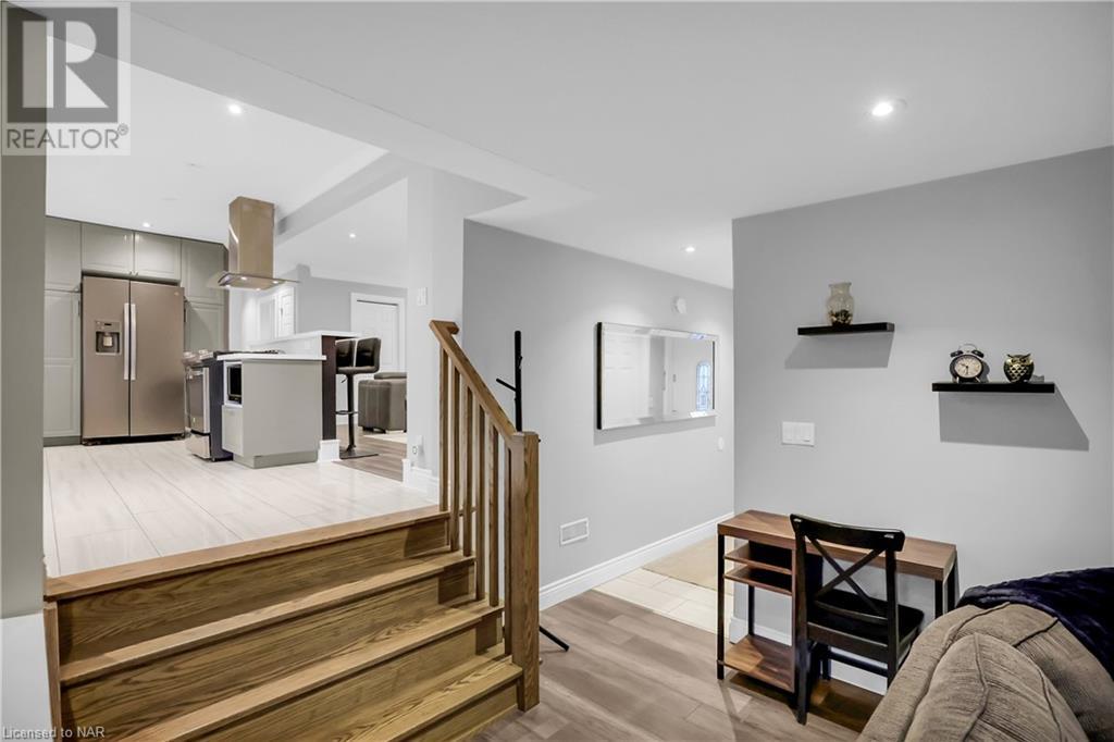 23 Pinewood Avenue, Grimsby, Ontario  L3M 1W2 - Photo 13 - 40668816