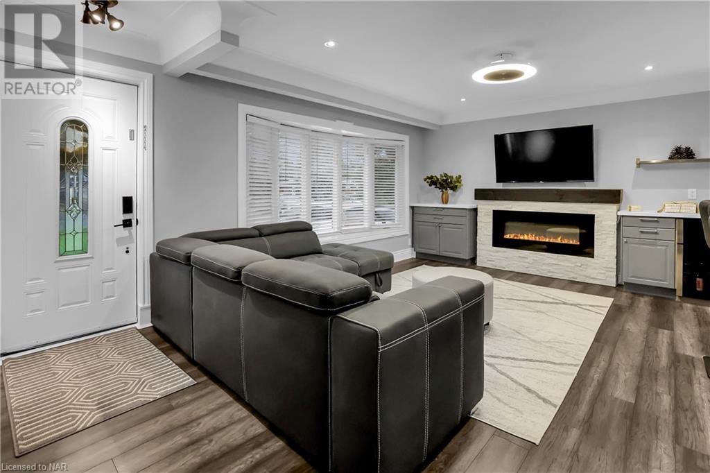 23 Pinewood Avenue, Grimsby, Ontario  L3M 1W2 - Photo 5 - 40668816