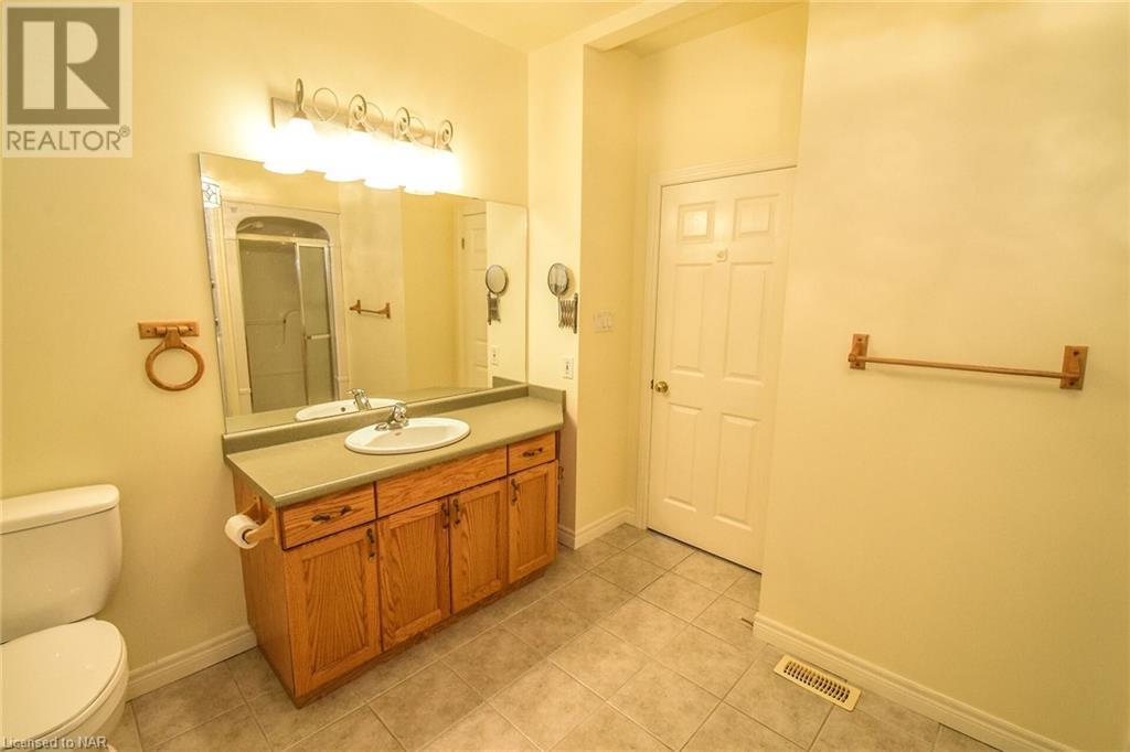 2290 Stonehaven Avenue, Niagara Falls, Ontario  L2J 4K1 - Photo 18 - 40669083