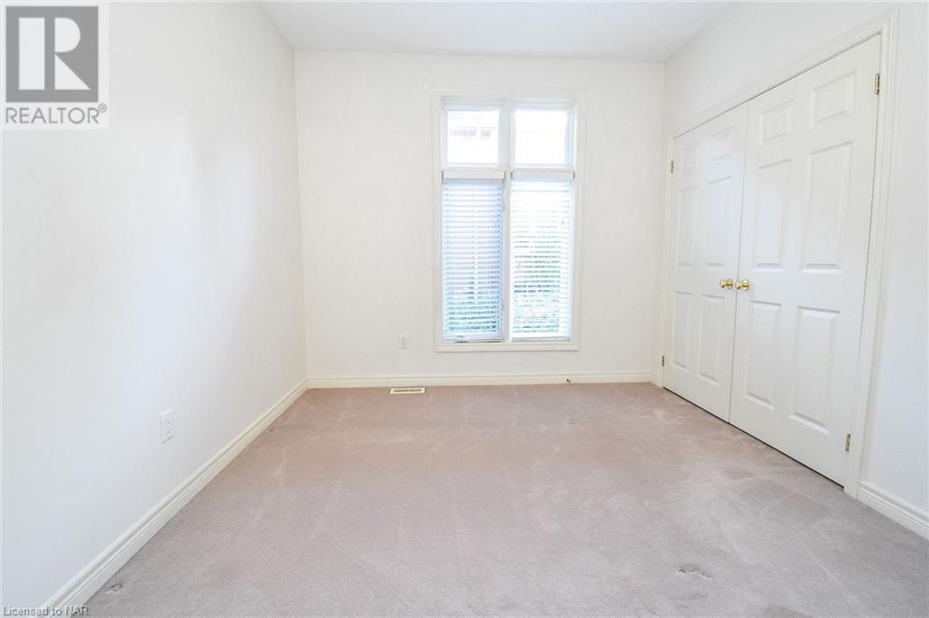 2290 Stonehaven Avenue, Niagara Falls, Ontario  L2J 4K1 - Photo 19 - 40669083