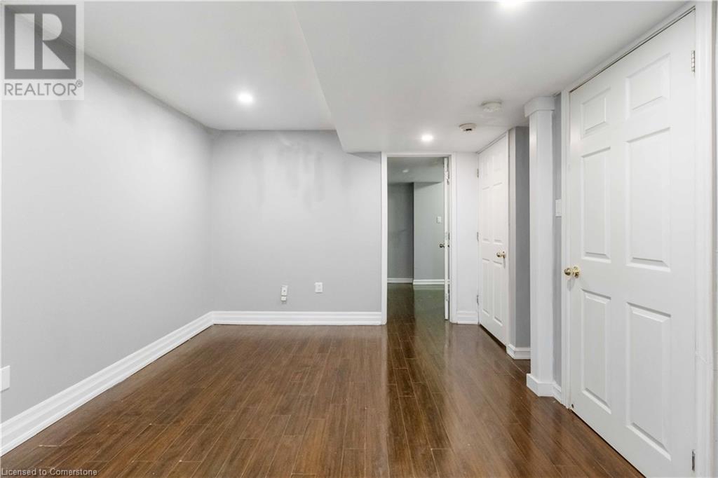 5438 Tenth Line W Unit# Bsmt, Mississauga, Ontario  L5M 0G5 - Photo 14 - 40671621