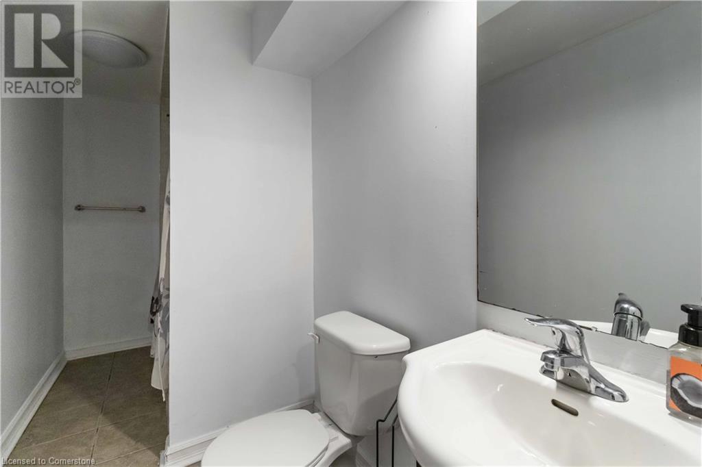 5438 Tenth Line W Unit# Bsmt, Mississauga, Ontario  L5M 0G5 - Photo 16 - 40671621