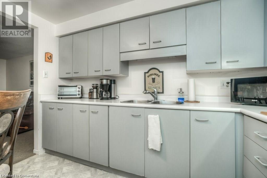 565 Greenfield Avenue Unit# 601, Kitchener, Ontario  N2C 2P4 - Photo 12 - 40667444