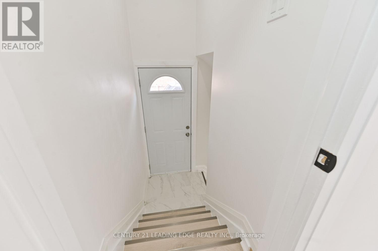 54 Bimbrok Road, Toronto, Ontario  M1K 4T9 - Photo 24 - E9779652