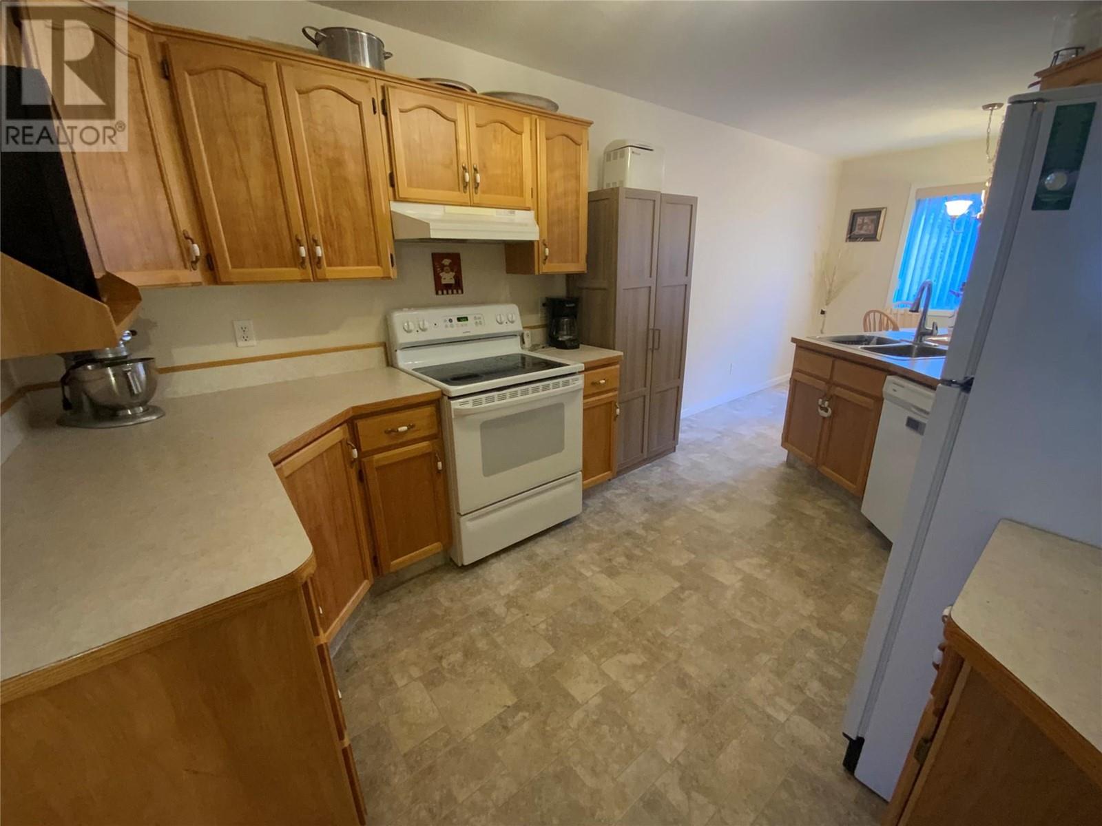 5050 13 Avenue Unit# 16, Okanagan Falls, British Columbia  V0H 1R4 - Photo 6 - 10327306