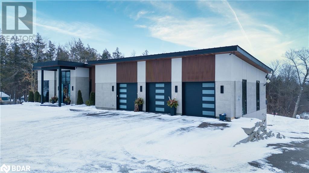 2761 Lockhart Road, Innisfil, Ontario  L9S 3G2 - Photo 2 - 40669961