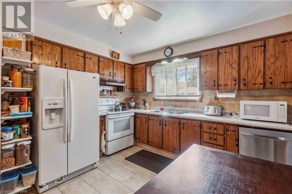 7812 Badger Road, Niagara Falls, Ontario  L2H 2J5 - Photo 19 - 40647036