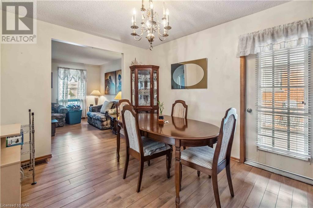 7812 Badger Road, Niagara Falls, Ontario  L2H 2J5 - Photo 13 - 40647036