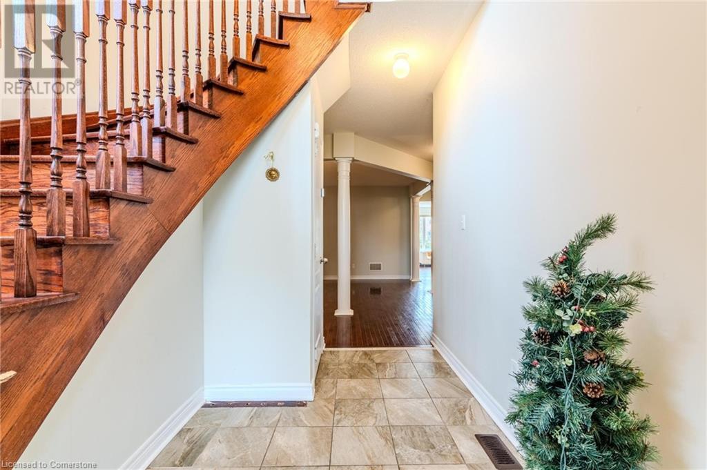 1108 Savoline Boulevard, Milton, Ontario  L9T 8P5 - Photo 3 - 40671623