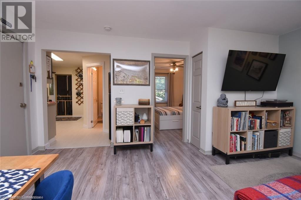 356 Hunter Street E Unit# 10, Hamilton, Ontario  L8N 1N8 - Photo 8 - 40671167