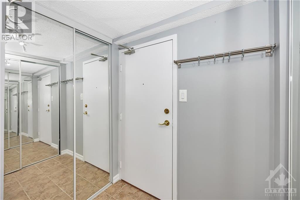 530 LAURIER AVENUE W UNIT#1108 Ottawa