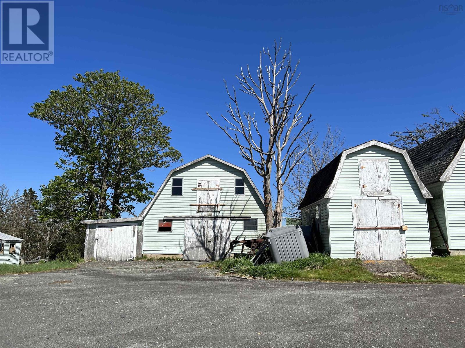 355 Pleasant Street, Yarmouth, Nova Scotia  B5A 2K9 - Photo 25 - 202407427