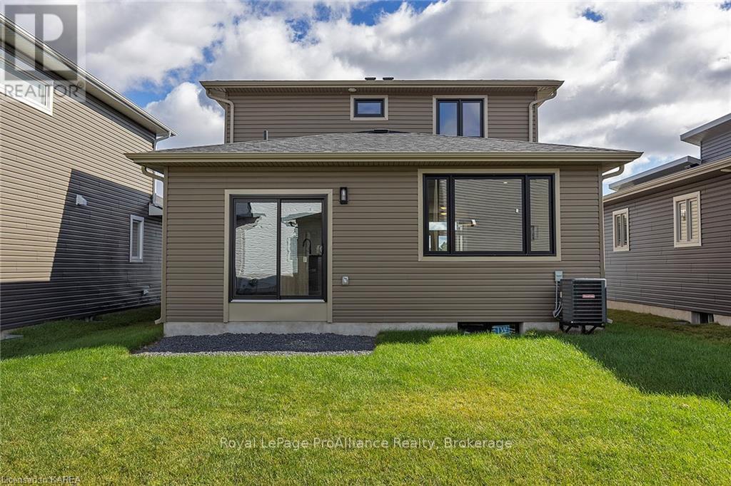 116 Potter Drive, Loyalist, Ontario  K0H 2H0 - Photo 8 - X9410236