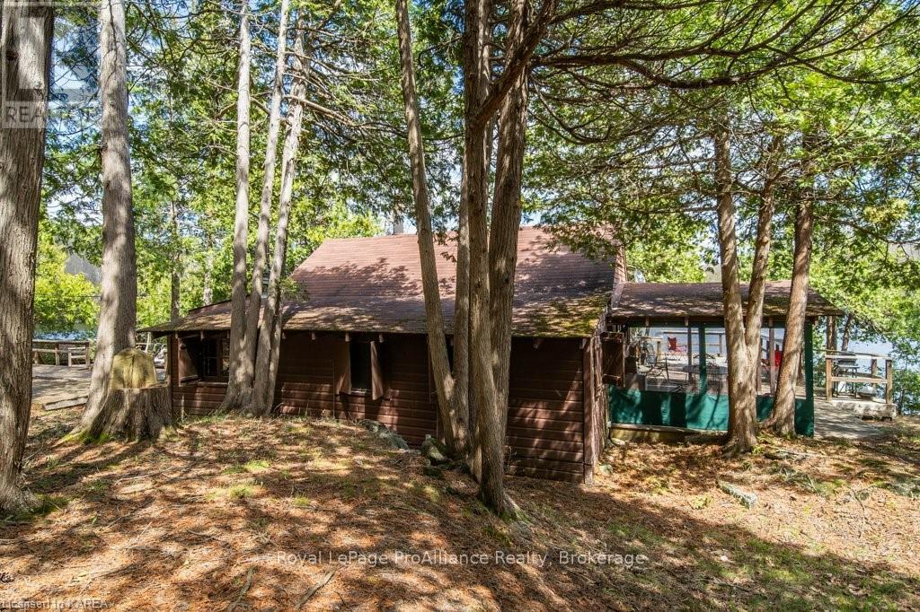 242 Timmerman Road, South Frontenac, Ontario  K0H 1W0 - Photo 3 - X9413137