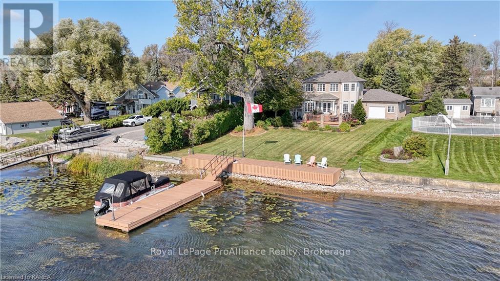 57 River Road, Leeds And The Thousand Islands (Front Of Leeds & Seeleys Bay), Ontario  K0E 1L0 - Photo 2 - X9413195