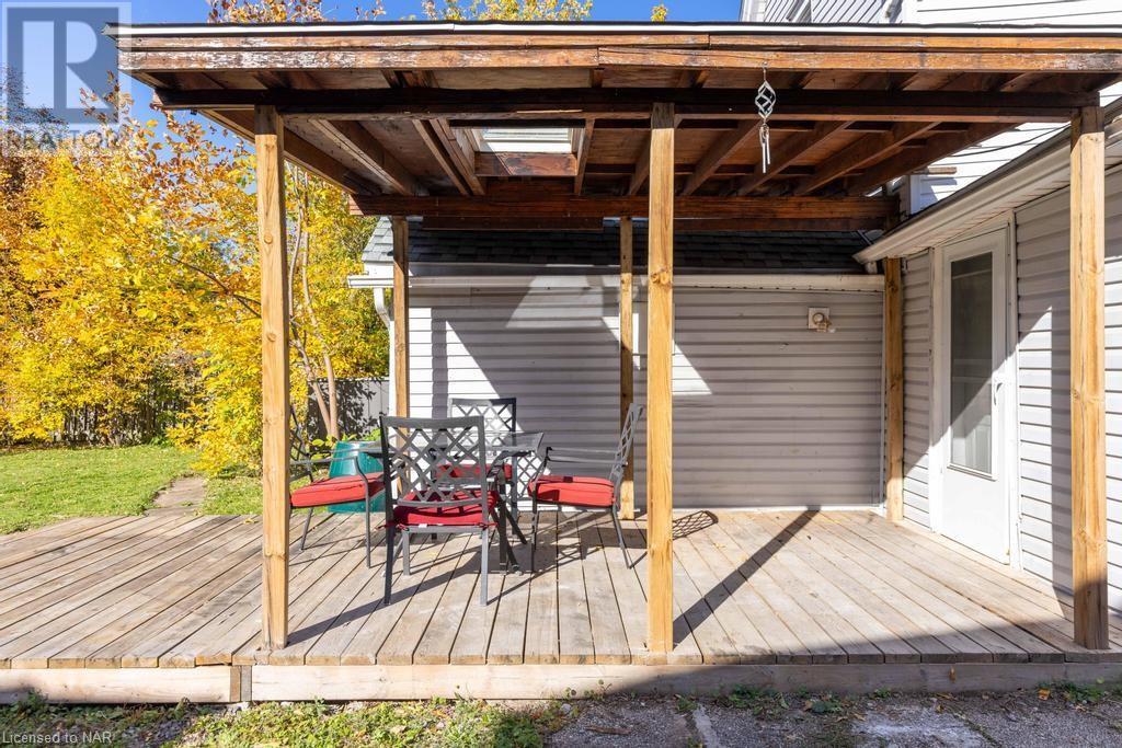 51 Haynes Avenue, St. Catharines, Ontario  L2R 3J8 - Photo 4 - 40670431