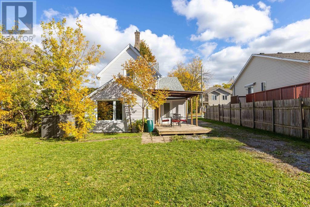 51 Haynes Avenue, St. Catharines, Ontario  L2R 3J8 - Photo 6 - 40670431