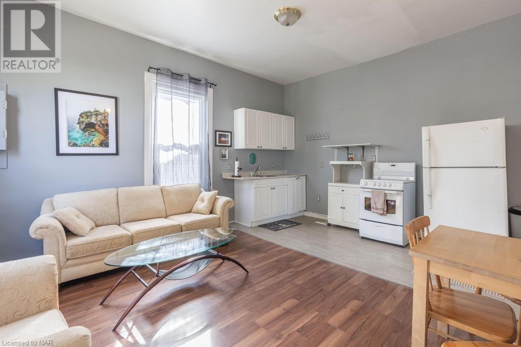 51 Haynes Avenue, St. Catharines, Ontario  L2R 3J8 - Photo 9 - 40670431