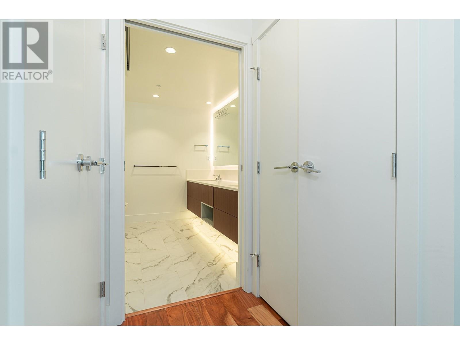 1706 1632 Lions Gate Lane, North Vancouver, British Columbia  V7P 0E2 - Photo 15 - R2938383