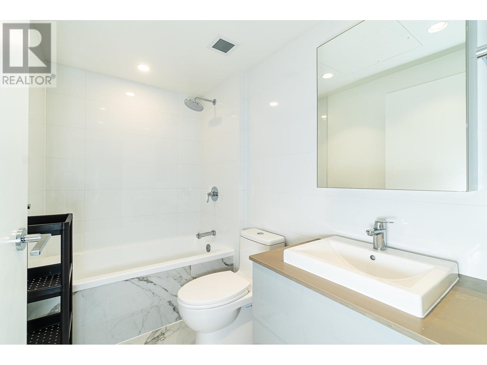 1706 1632 Lions Gate Lane, North Vancouver, British Columbia  V7P 0E2 - Photo 25 - R2938383