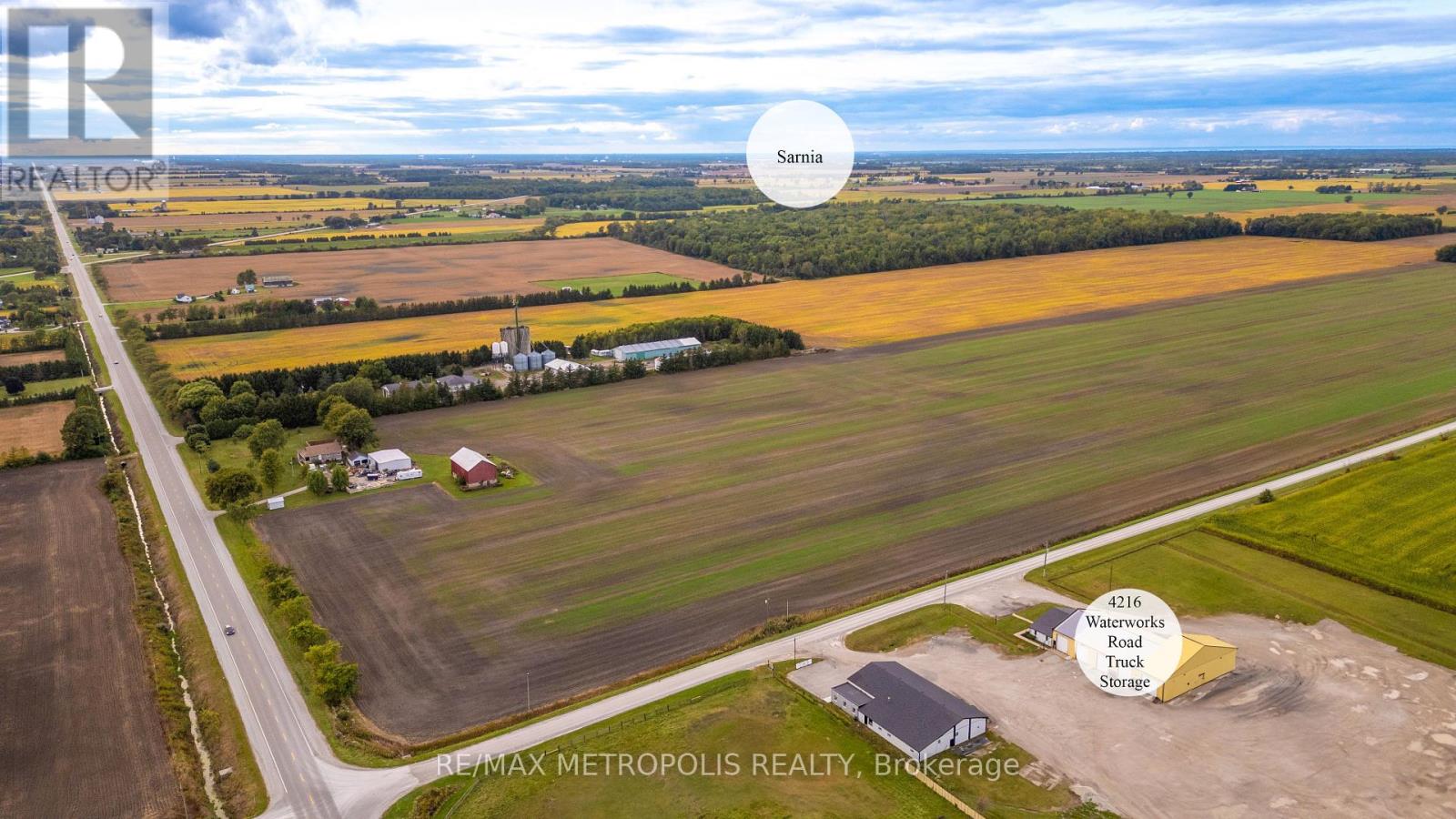 4216 Waterworks Road, Petrolia, Ontario  N0N 1R0 - Photo 10 - X9798421