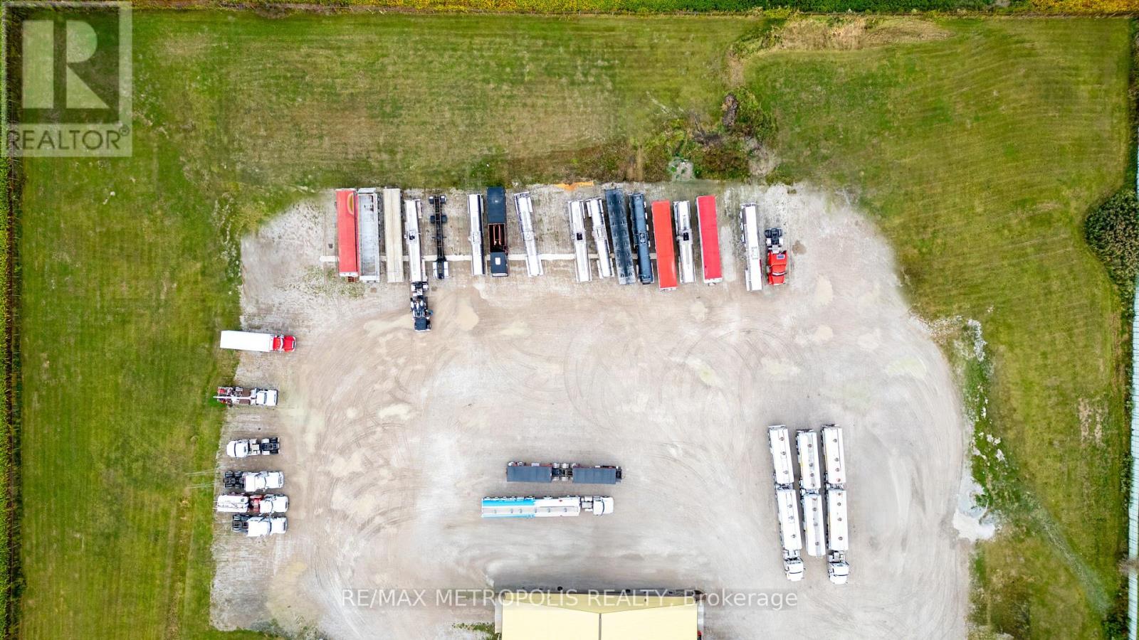 4216 Waterworks Road, Petrolia, Ontario  N0N 1R0 - Photo 6 - X9798421