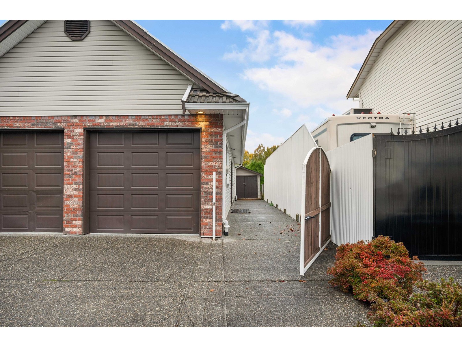 20317 91b Avenue, Langley, British Columbia  V1M 2G1 - Photo 3 - R2940480