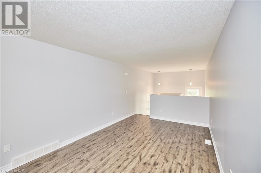 34 Bruce Street, Welland, Ontario  L3B 3R1 - Photo 10 - 40668002