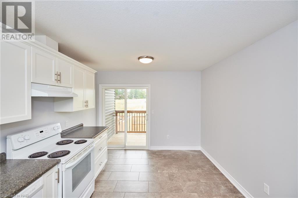 34 Bruce Street, Welland, Ontario  L3B 3R1 - Photo 16 - 40668002