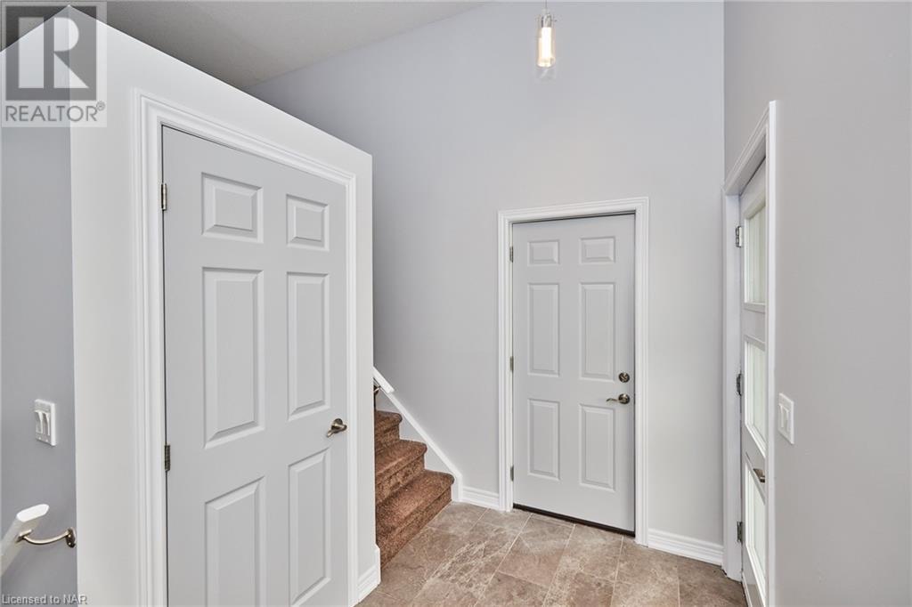 34 Bruce Street, Welland, Ontario  L3B 3R1 - Photo 4 - 40668002