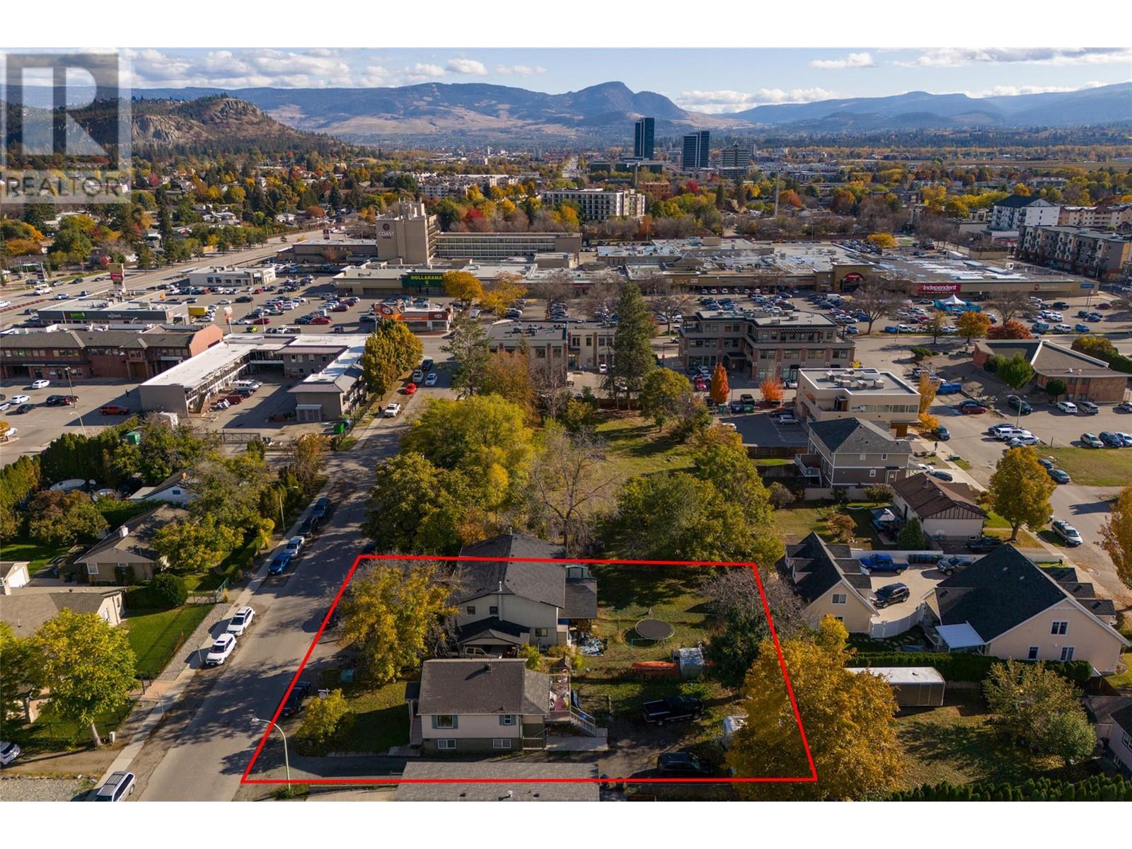 1025 & 1033/1035 Laurier Avenue Kelowna