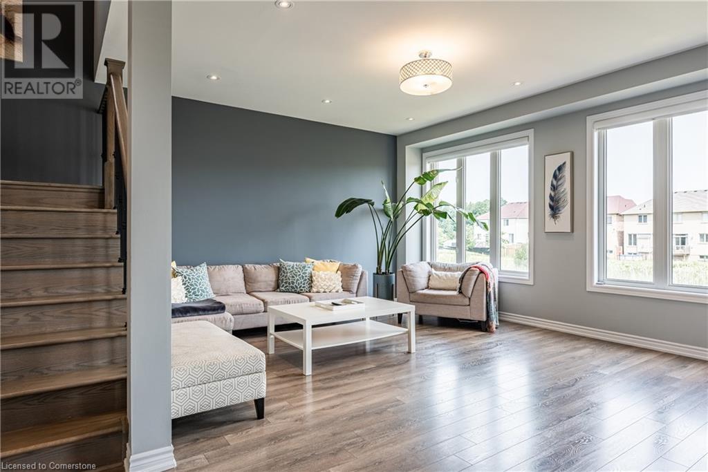 8445 Sweet Chestnut Drive, Niagara Falls, Ontario  L2H 0N2 - Photo 8 - 40670441