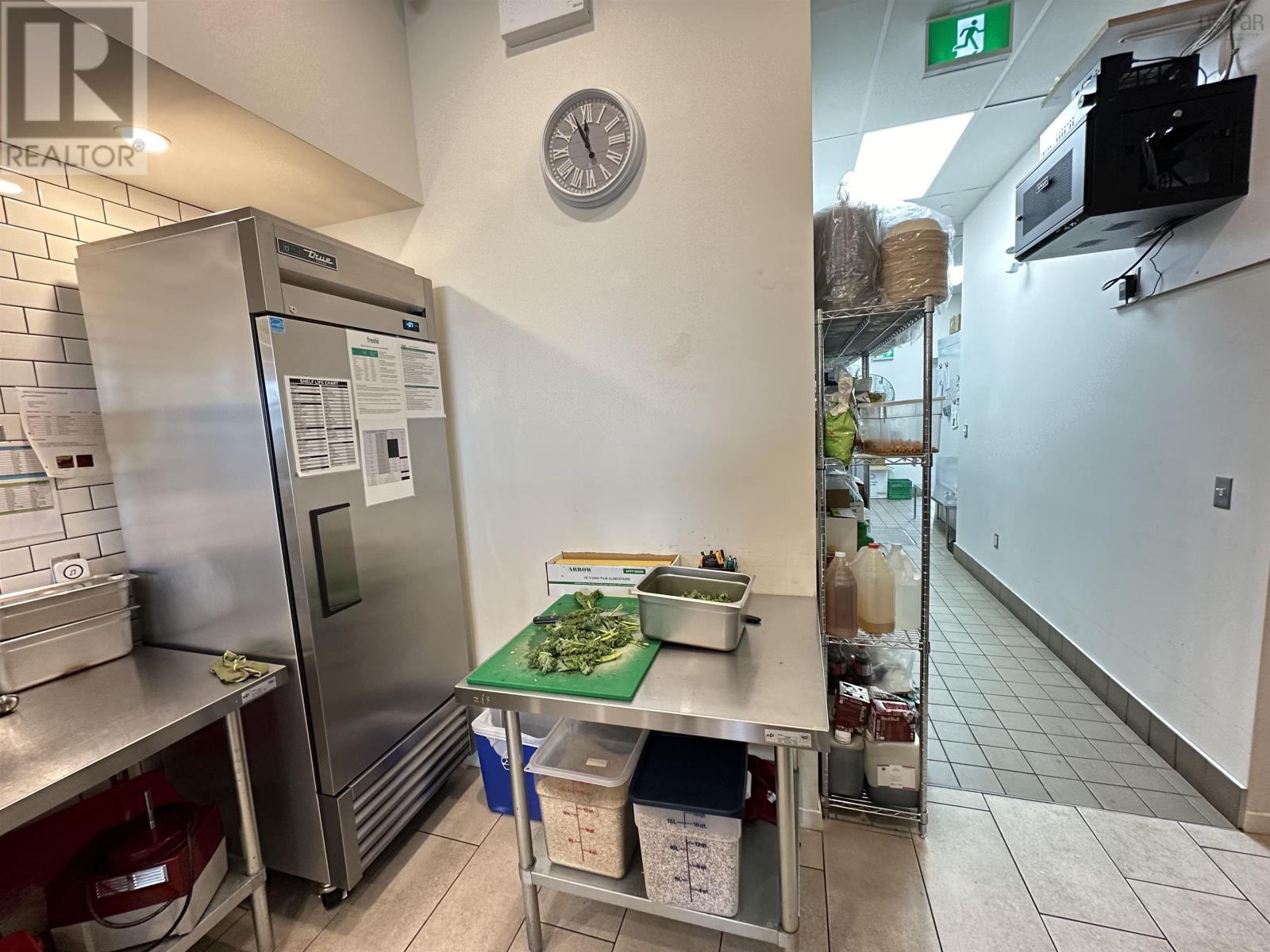 204 245 Robie Street, Truro, Nova Scotia  B2N 5N6 - Photo 15 - 202425758